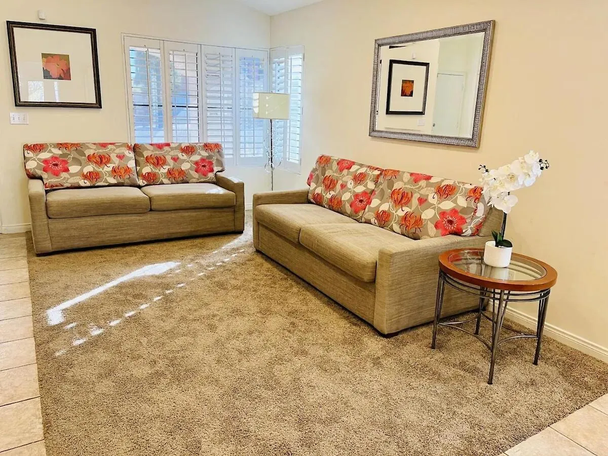 Room In Cheerful 2-Bed House - Shared Bathroom Las Vegas 0*,  United States