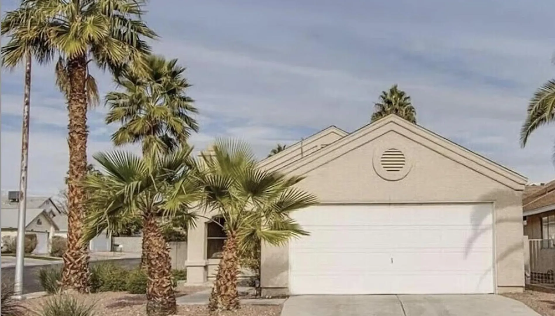 Homestay Room In Cheerful 2-Bed House - Shared Bathroom Las Vegas